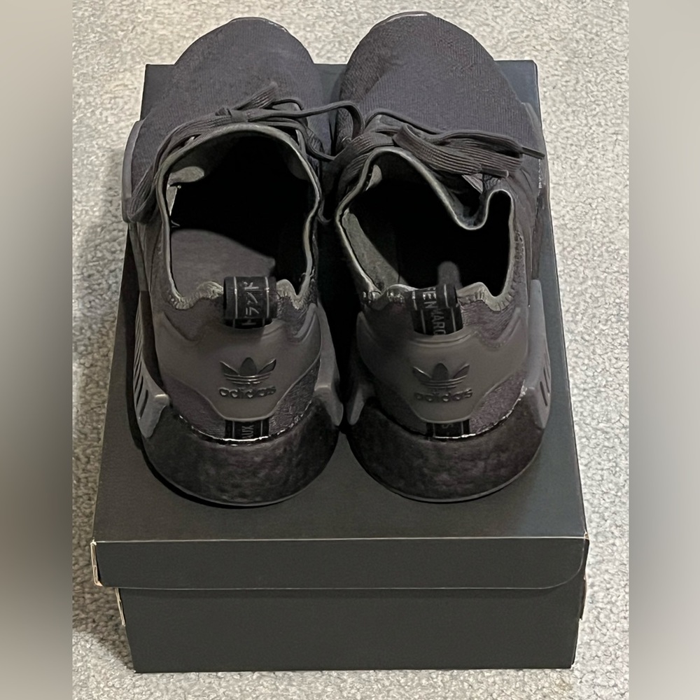 Adidas NMD R1 - Picture 3 of 5